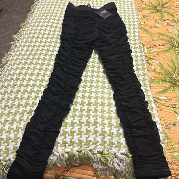 NWT SAVAGE X FENTY RUCHE HOUR HIGH-WAIST MESH LEGGING - Picture 9 of 12